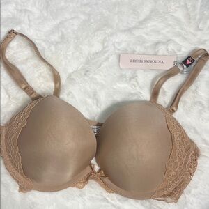 Victoria's Secret Nude Lace-Trim T-Shirt Bra
